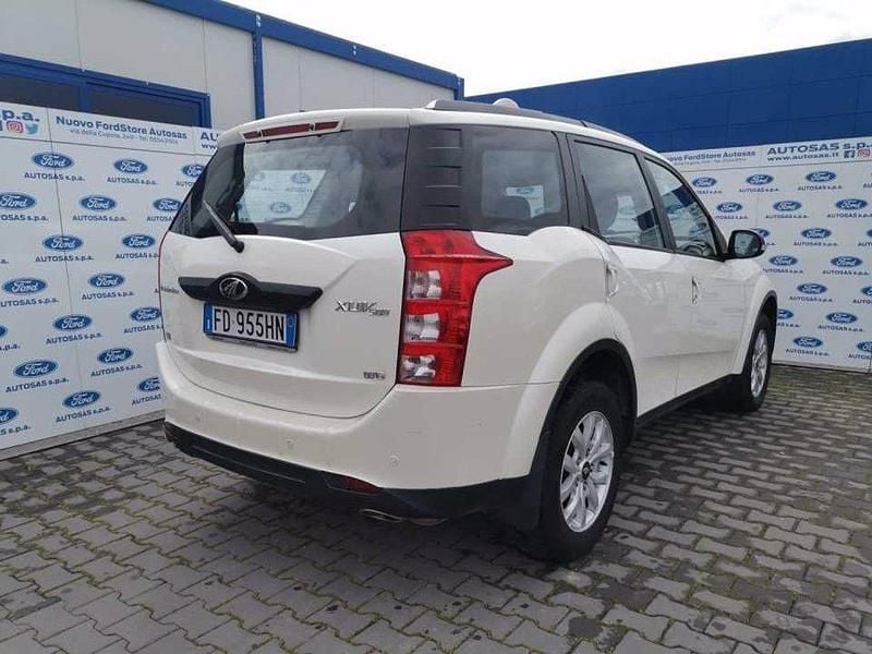 Usata Mahindra XUV500 140 CV (102 kW) 2016 Bianco SUV
