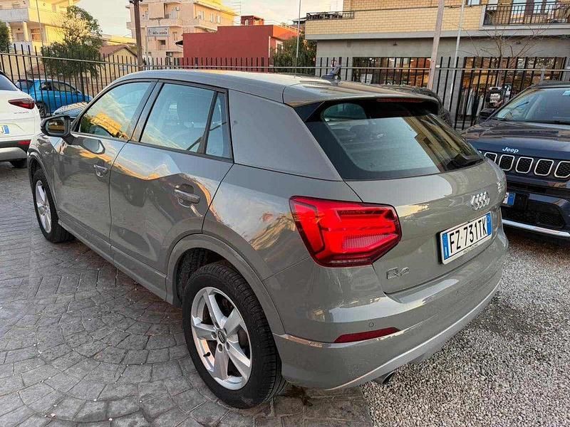 Usata Audi Q2 Admired 116 CV (85 kW) 2020 Grigio SUV