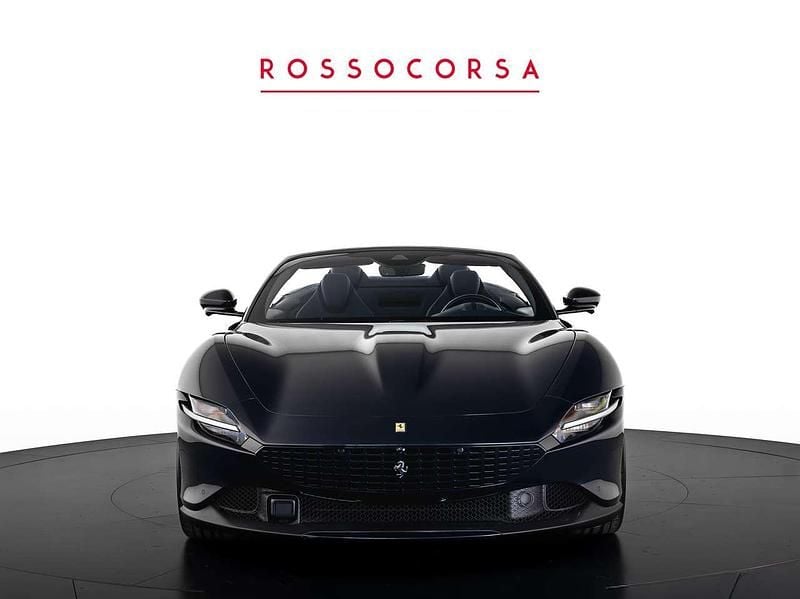 Usata Ferrari Roma 620 CV (456 kW) 2024 Blu pozzi Cabrio