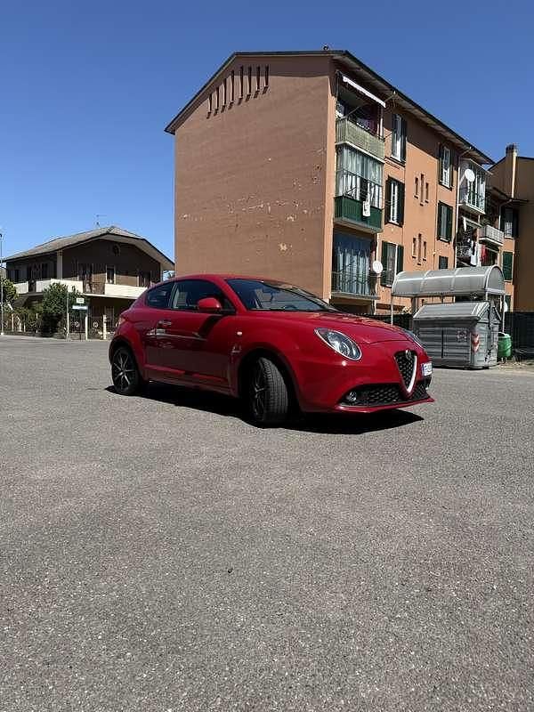 Usata Alfa Romeo MiTo 77 CV (56 kW) 2018 Utilitaria