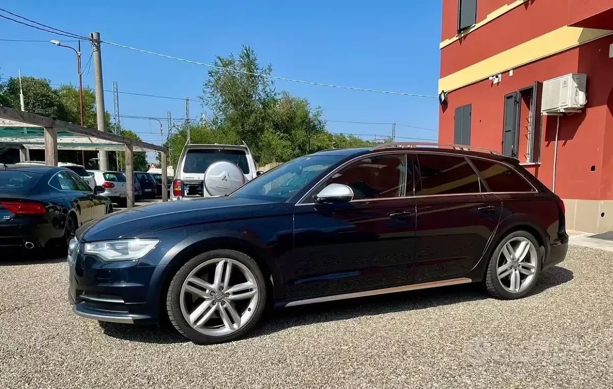 Usata Audi A6 245 CV (180 kW) 2014 Bluazzurro Station wagon