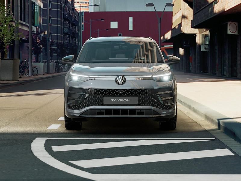 Nuova VW Tayron R-line 150 CV (110 kW) 2026 Dolphin grey metallizzato SUV