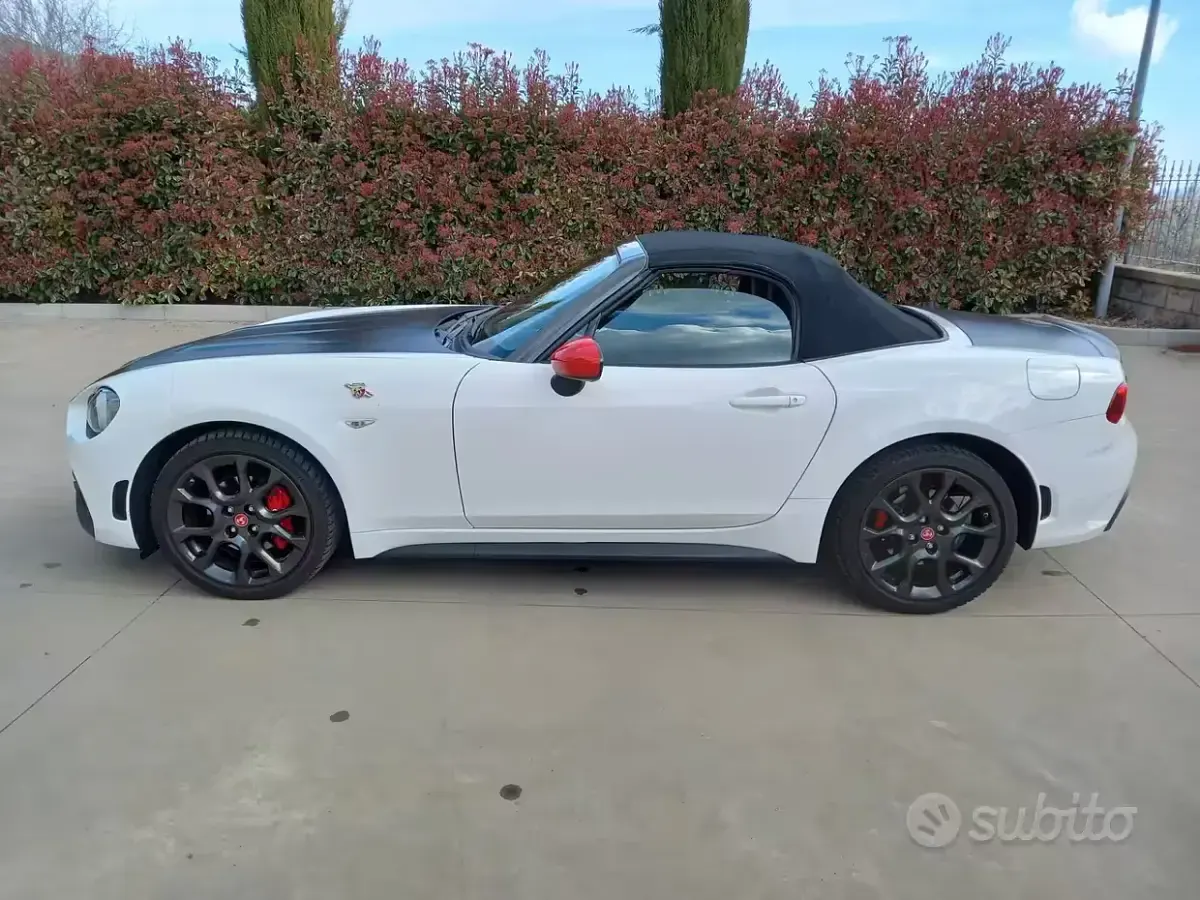 Usata Abarth 124 Spider 170 CV (125 kW) 2017 Bianco Cabrio