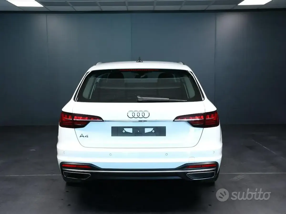 Usata Audi A4 Advanced 136 CV (100 kW) 2023 Bianco Station wagon