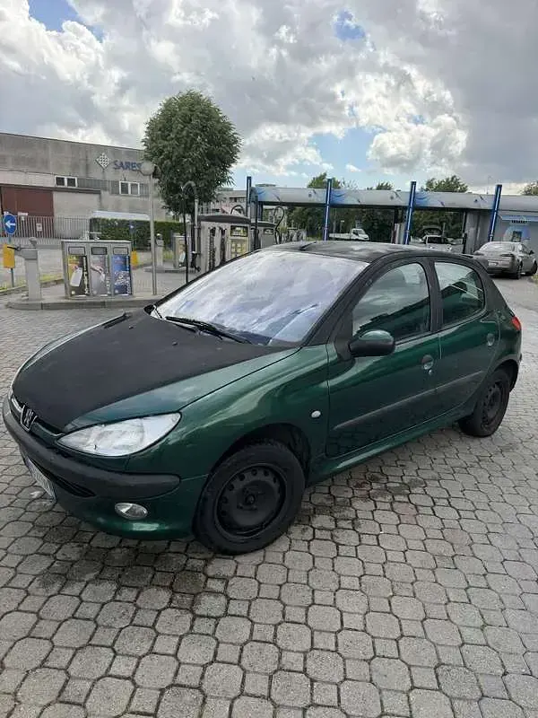 Usata Peugeot 206 75 CV (55 kW) 2002 Verde Berlina