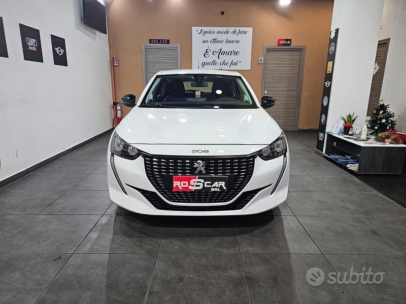 Usata Peugeot 208 101 CV (74 kW) 2020 Bianco Utilitaria