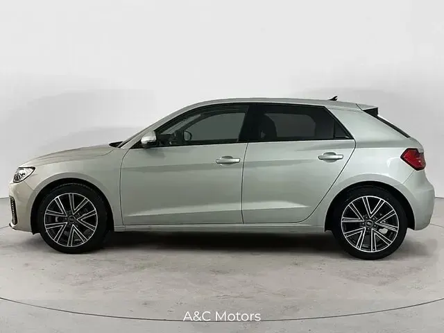 Nuova Audi A1 Sportback Advanced 116 CV (85 kW) 2025 Argento Utilitaria