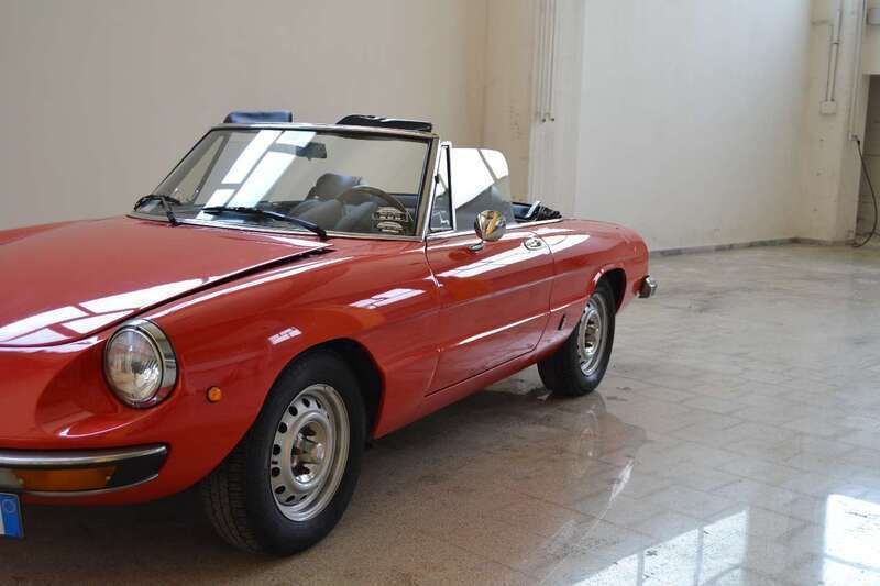 Usata Alfa Romeo Spider 120 CV (88 kW) 1980 Rosso Cabrio