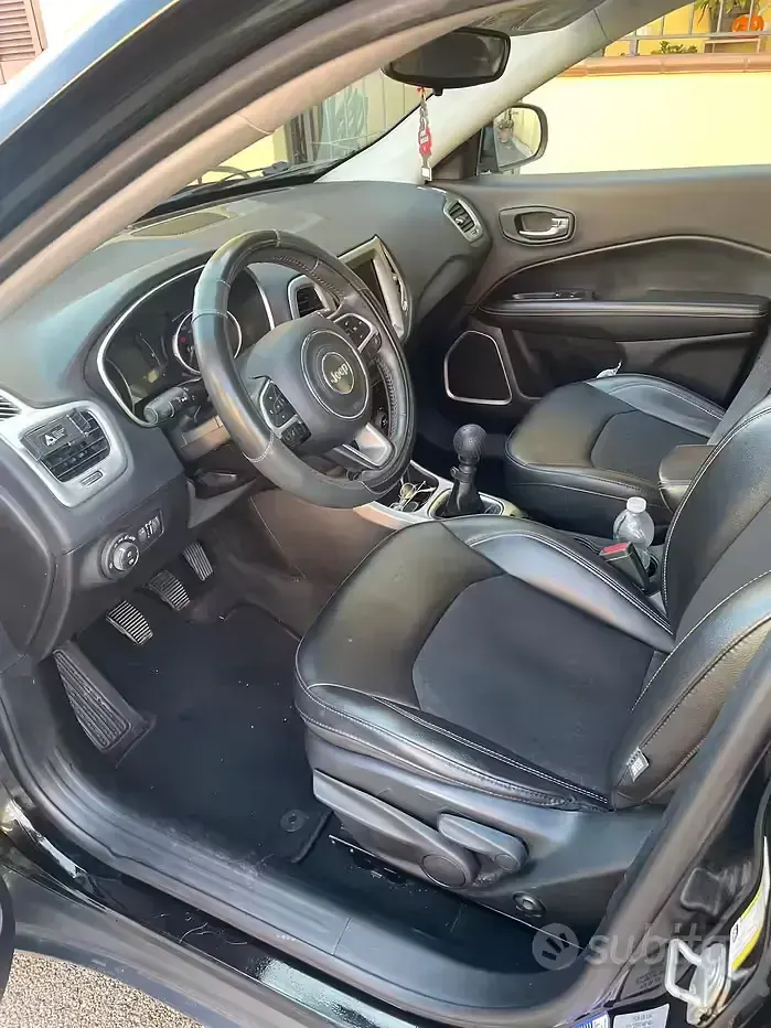 Usata Jeep Compass 120 CV (88 kW) 2019 Nero SUV