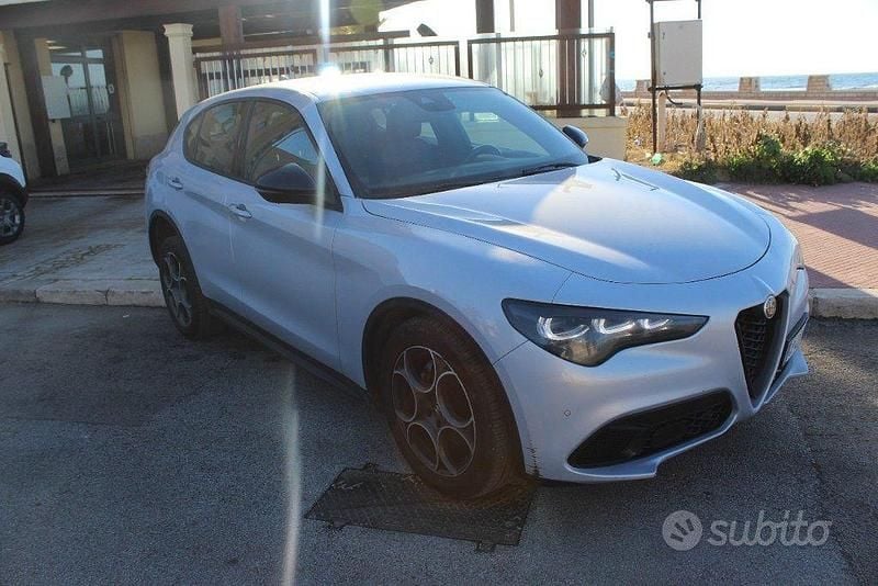 Usata Alfa Romeo Stelvio Sprint 160 CV (117 kW) 2023 Grigio SUV