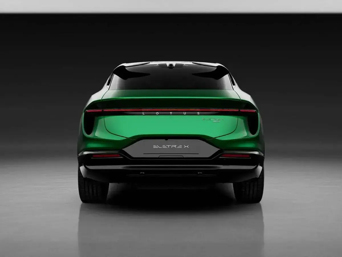 Nuova Lotus Eletre 205 kW (279 CV) 2026 Verde SUV