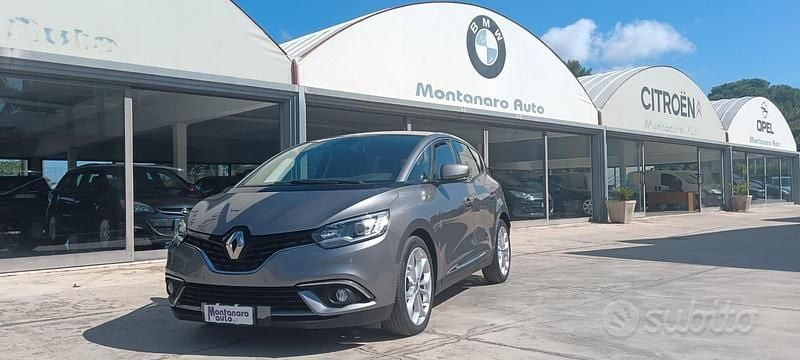 Usata Renault Scénic IV Intens 120 CV (88 kW) 2019 Grigio Monovolume
