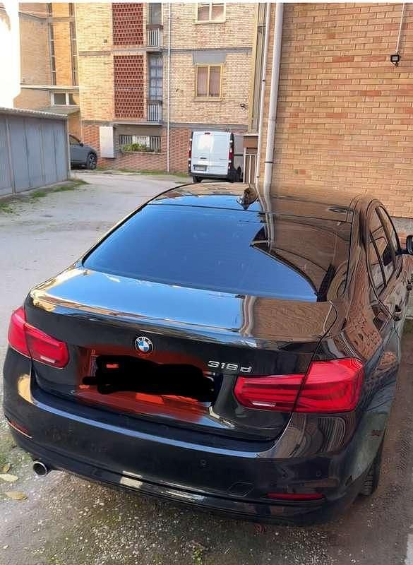 Usata 2017 BMW 318 Gran Turismo Advantage Tre volumi | 17.000 € (Molto cara) - Immagine 1/2