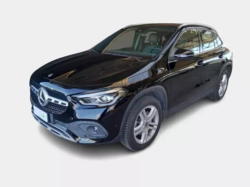 Usata Mercedes GLA250 160 CV (117 kW) 2022 SUV