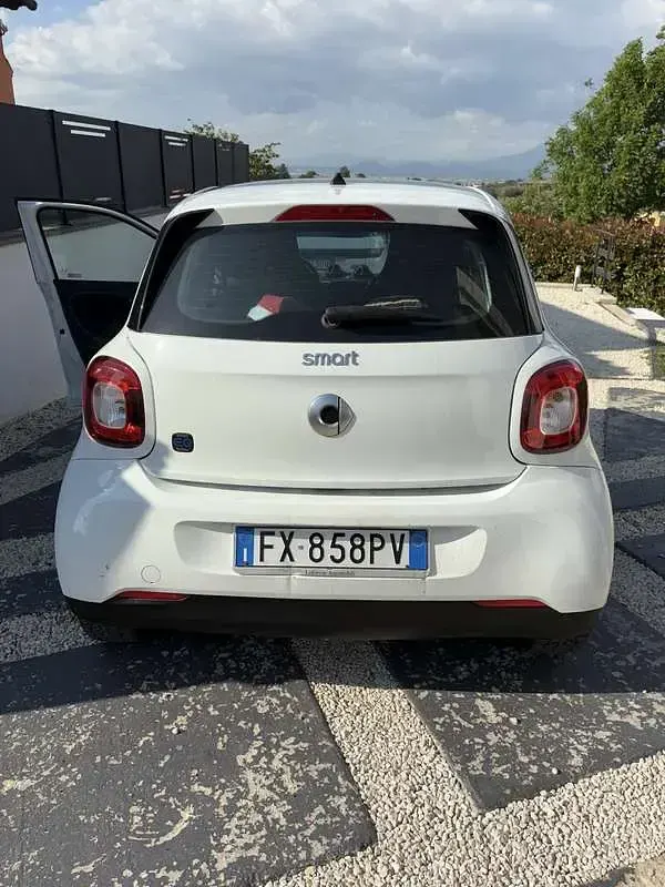 Usata Smart ForFour Electric Drive Passion 60 kW (82 CV) 2019 Berlina