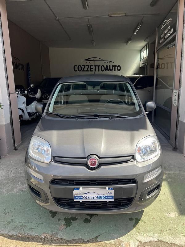 Usata Fiat Panda S 70 CV (51 kW) 2022 Grigio Utilitaria