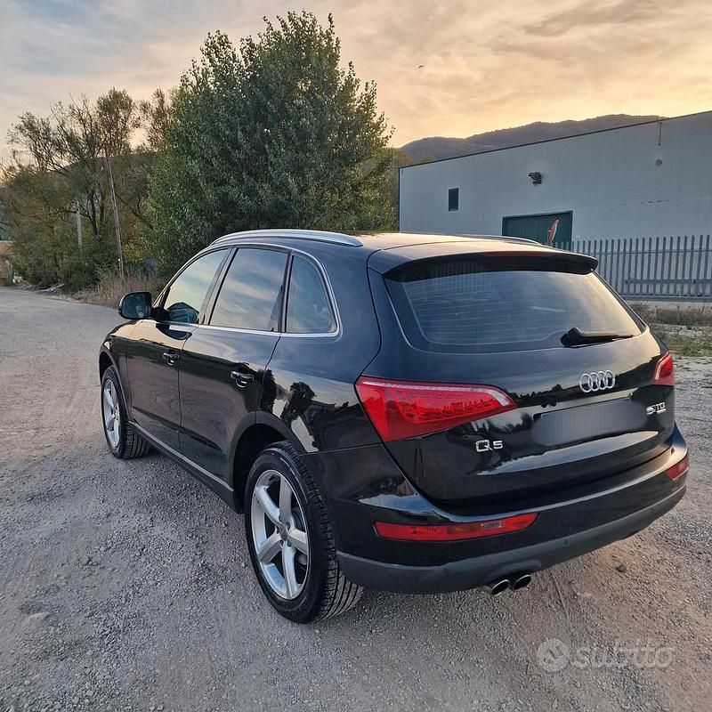 Usata Audi Q5 170 CV (125 kW) 2010 Nero SUV