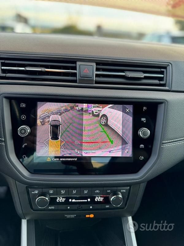 Usata Seat Arona XCELLENCE 90 CV (66 kW) 2021 Grigio SUV