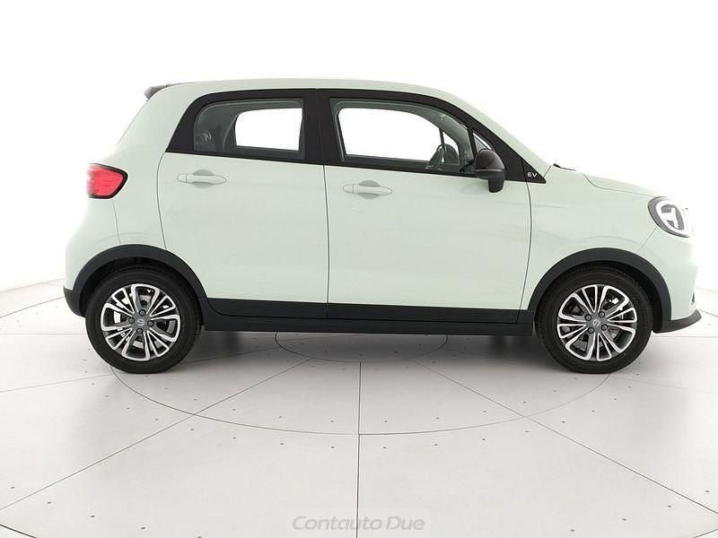 Nuova Leapmotor T03 69 kW (95 CV) 2025 Mint green Utilitaria