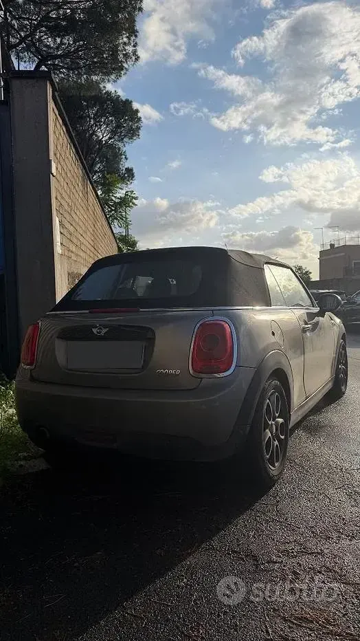 Usata Mini Cooper Cabriolet 136 CV (100 kW) 2017 Cabrio