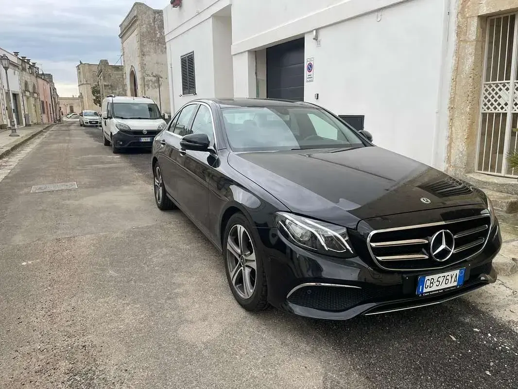Usata Mercedes E200 Business 160 CV (117 kW) 2020 Berlina