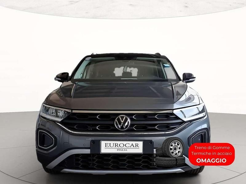 Usata VW T-Roc Life 116 CV (85 kW) 2022 Indium grey metallizzato nero SUV