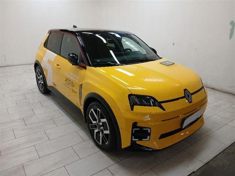 Usata Renault R5 Iconic 110 kW (150 CV) 2024 Giallo Utilitaria