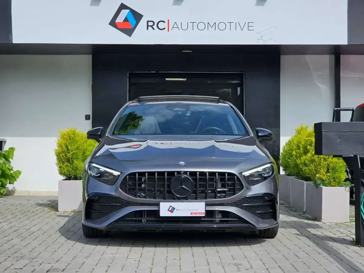 Usata Mercedes A35 AMG AMG Line Premium 306 CV (225 kW) 2025 Gray Berlina