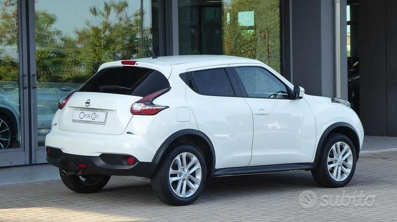 Usata Nissan Juke Tekna 110 CV (80 kW) 2015 Bianco SUV