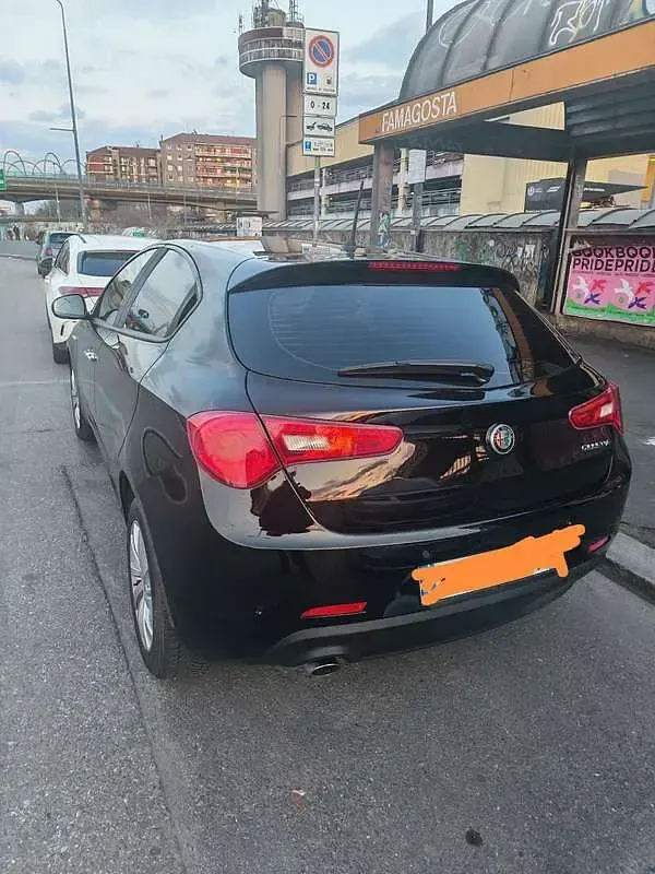 Usata Alfa Romeo Giulietta Distinctive 120 CV (88 kW) 2017 Utilitaria