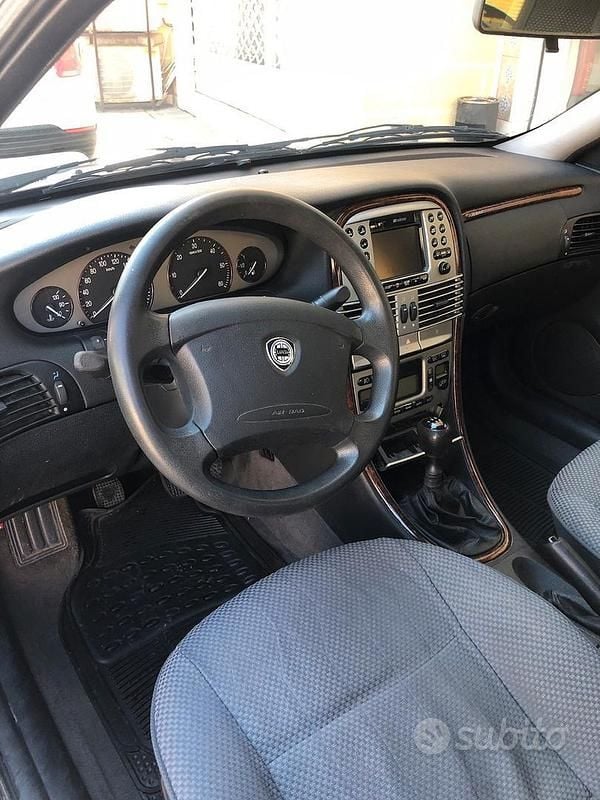 Usata Lancia Lybra 116 CV (85 kW) 2002 Berlina