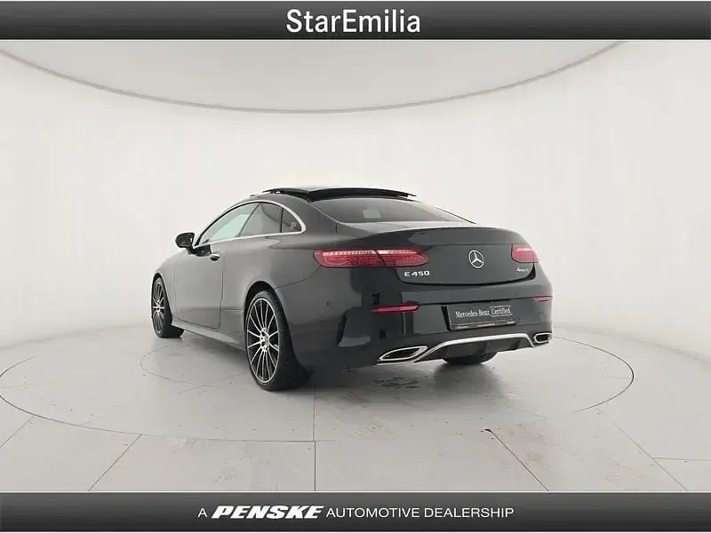 Gebraucht Mercedes E450 Premium Plus 367 PS (269 kW) 2022 Coupé