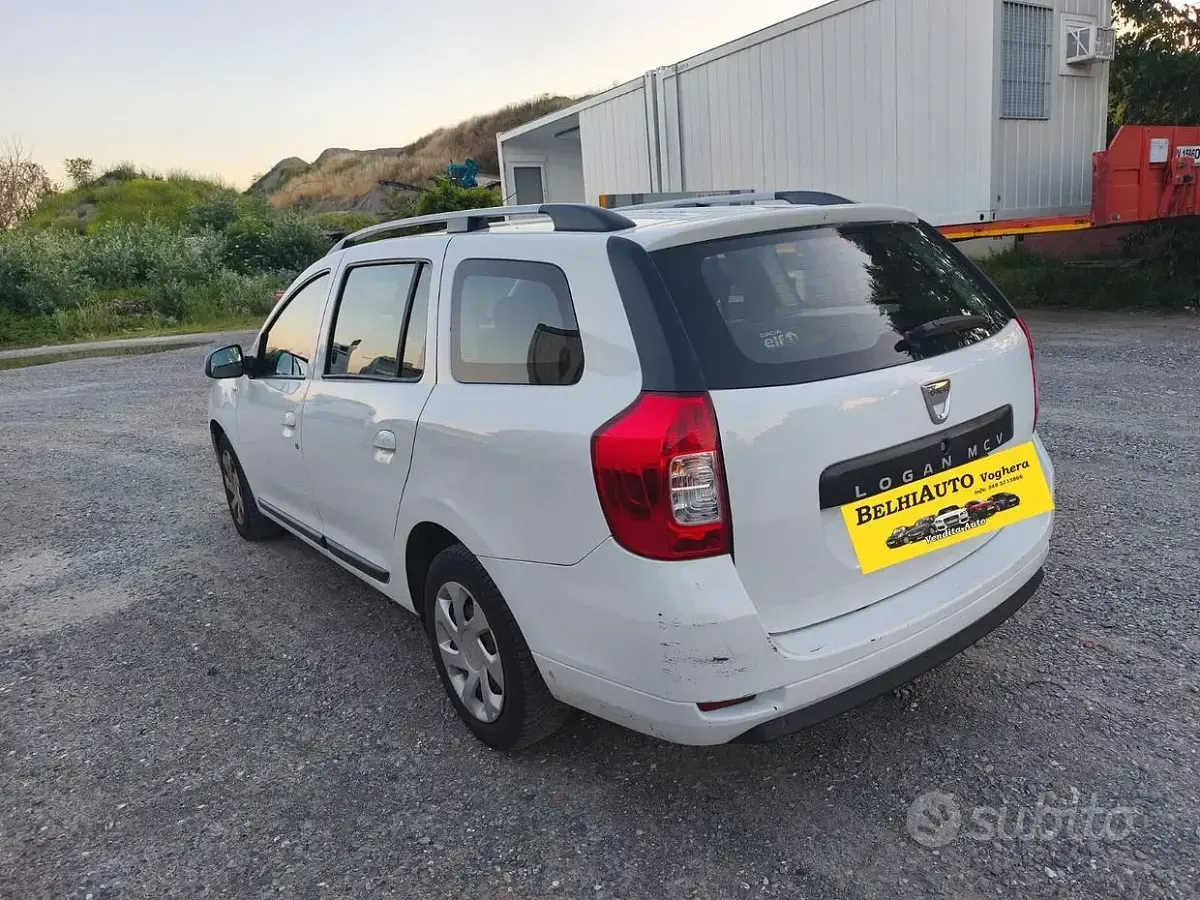 Usata Dacia Logan 90 CV (66 kW) 2015 Bianco Station wagon