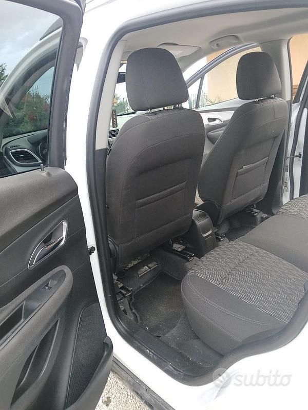 Usata Opel Mokka 130 CV (95 kW) 2013 Bianco SUV