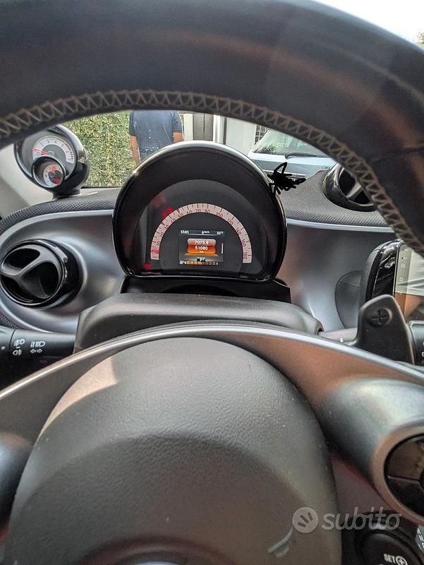 Usata Smart ForFour Passion 90 CV (66 kW) 2017 Utilitaria