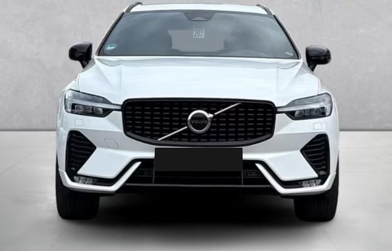 Usado Volvo XC60 Plus 197 HP (144 kW) 2023 Branco SUV