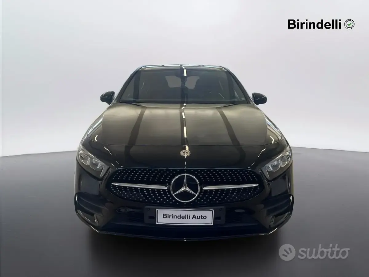 Occasion Mercedes A180 Premium 116 ch (85 kW) 2022 Noir Monospace
