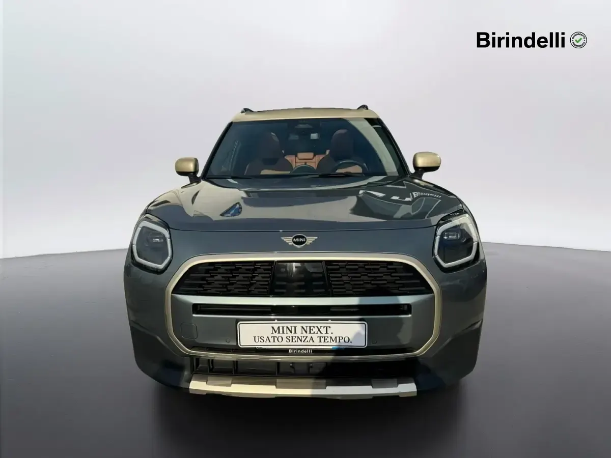 Usata Mini Countryman Favoured 2024 Smokey green SUV