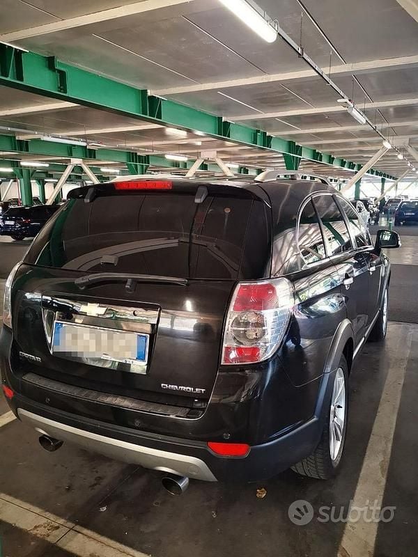 Usata Chevrolet Captiva 2008 Nero SUV