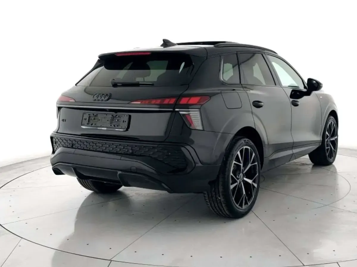 Nuova Audi Q3 S-Line 150 CV (110 kW) 2026 Nero SUV