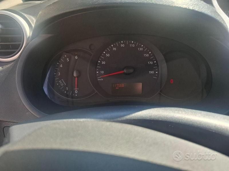 Usata Renault Kangoo 90 CV (66 kW) 2015 Bianco Monovolume
