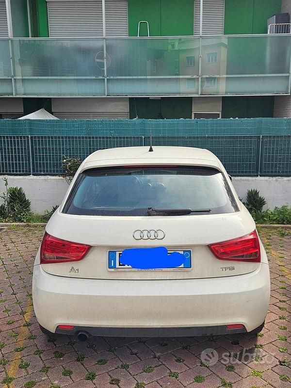 Usata Audi A1 Sportback 86 CV (63 kW) 2012 Bianco Utilitaria