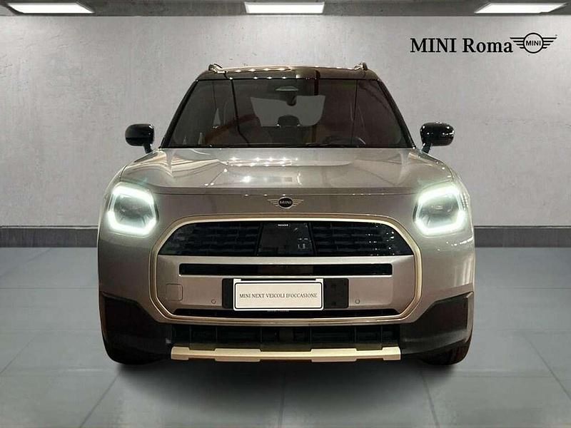 Usata Mini Cooper Countryman Favoured 163 CV (119 kW) 2024 Melting silver iii SUV