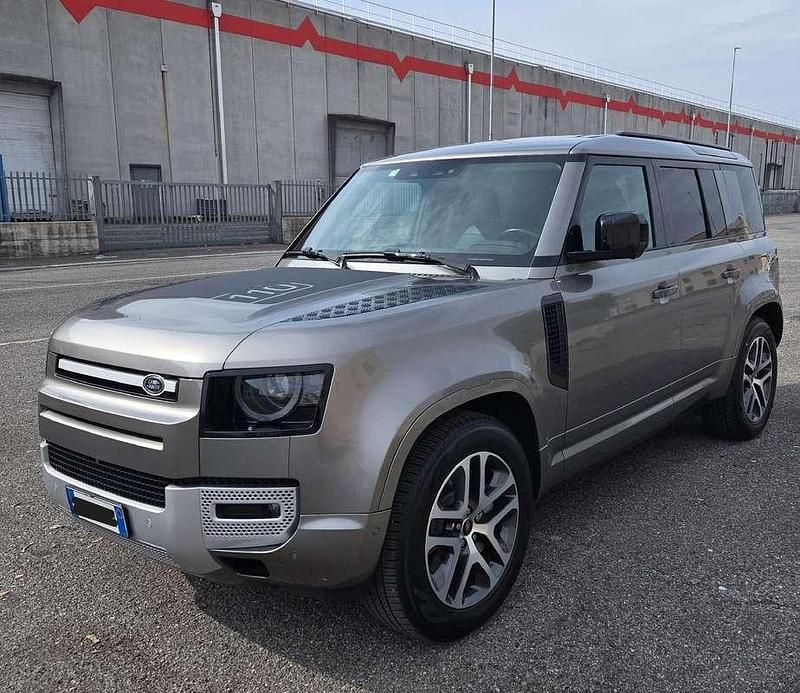 Usata Land Rover Defender HSE 300 CV (220 kW) 2022 Grigio SUV