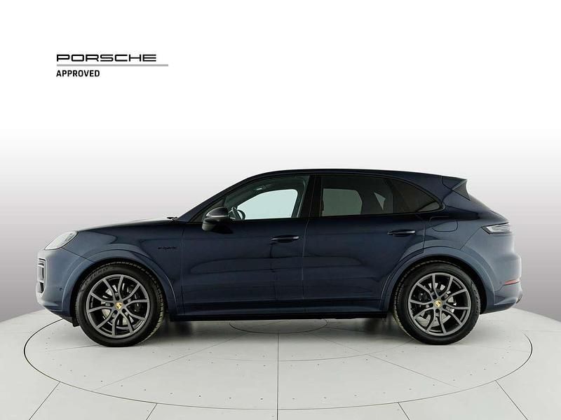 Usata Porsche Cayenne 470 CV (345 kW) 2023 Blu algarve metallizzato SUV