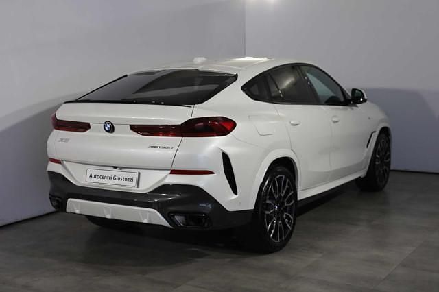 Usata BMW X6 M Sport 286 CV (210 kW) 2024 Bianco SUV