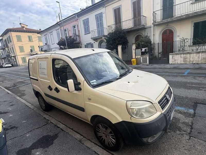 Usata Fiat Doblò Active 84 CV (61 kW) 2008 Monovolume