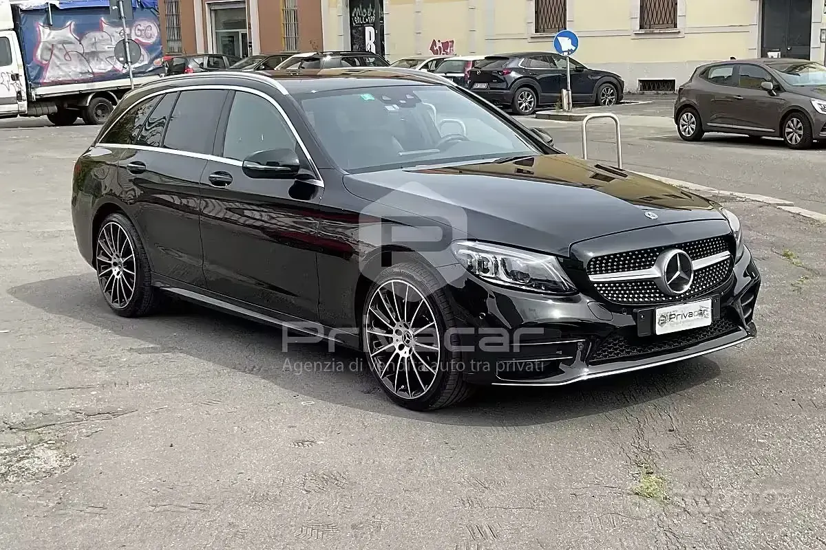 Usata Mercedes C220 Premium 194 CV (142 kW) 2021 Nero Station wagon
