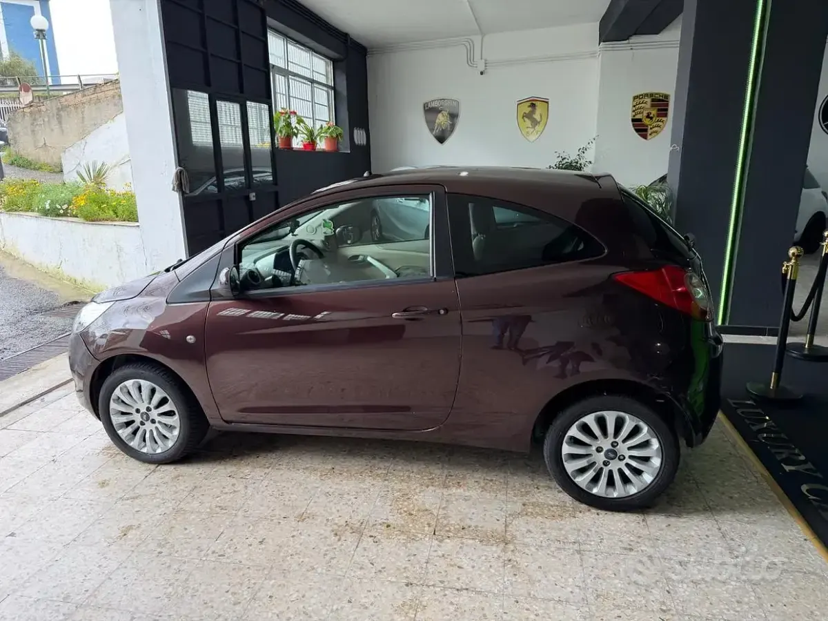 Usata Ford Ka Titanium 69 CV (50 kW) 2009 Viola Utilitaria