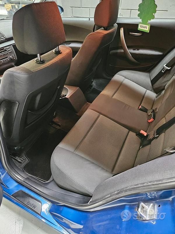 Usata BMW 120 Efficient Dynamics 163 CV (119 kW) 2006 Blu Utilitaria